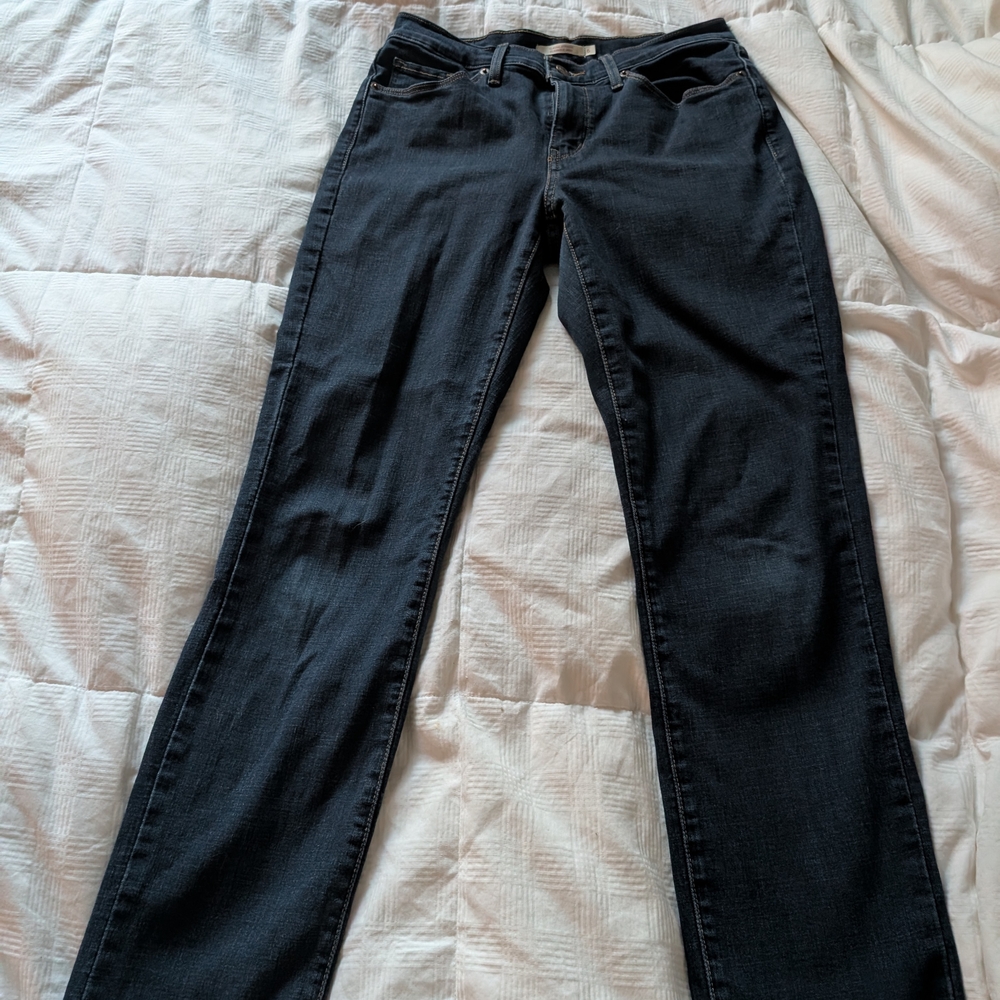 Levi's Women's Dark Blue Straight Leg Jeans